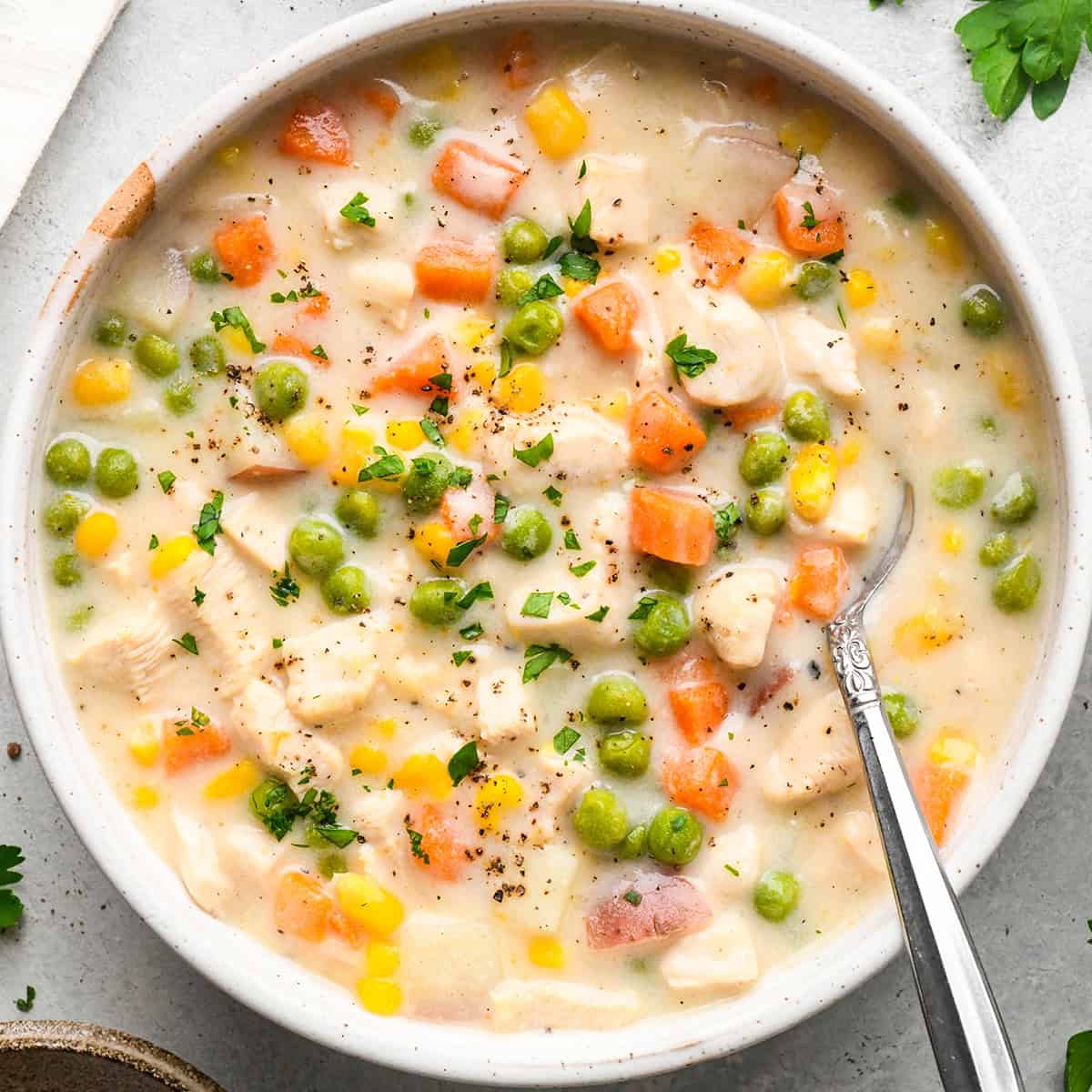 Macro-Friendly Chicken Pot Pie Soup